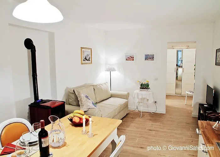 Casa Azzurra شقة ميناجيو